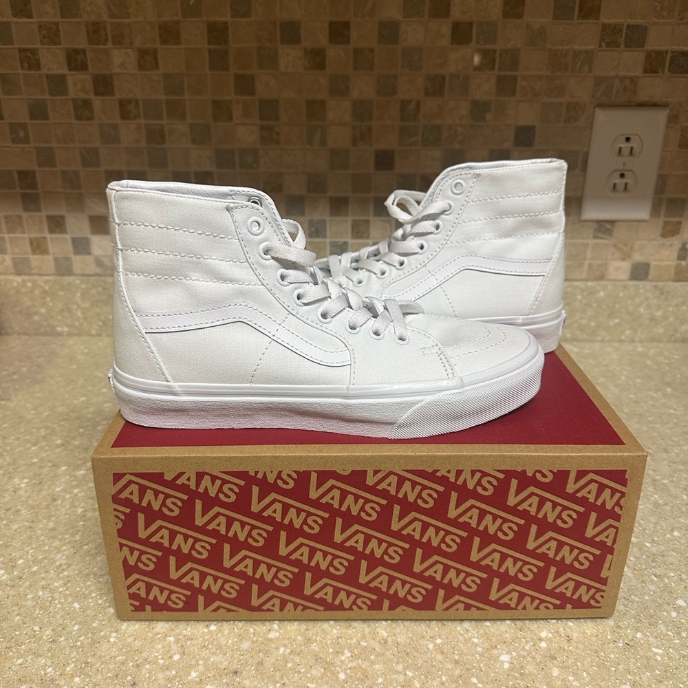 NEW VANS S8-Hi Tapered Women’s 9 / Men’s 7.5